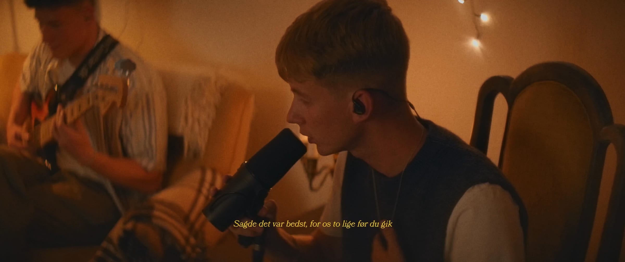 Genfærd — still